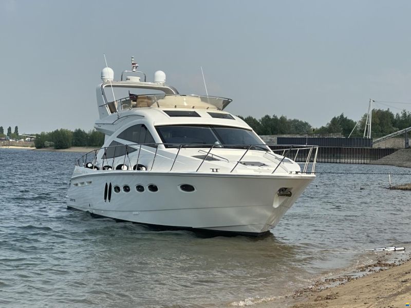 Sealine T50