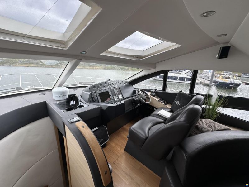 Sealine T50