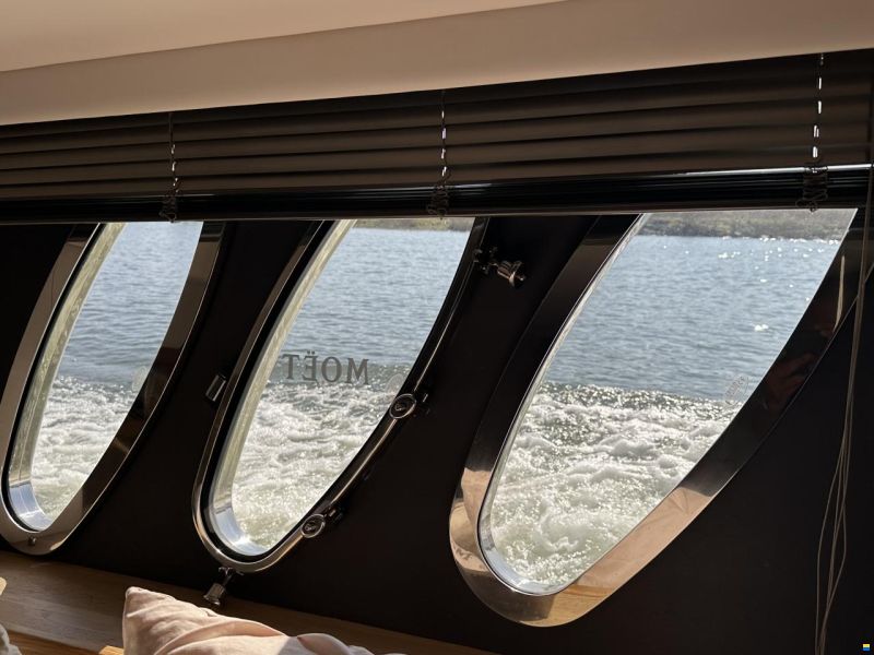 Sealine T50
