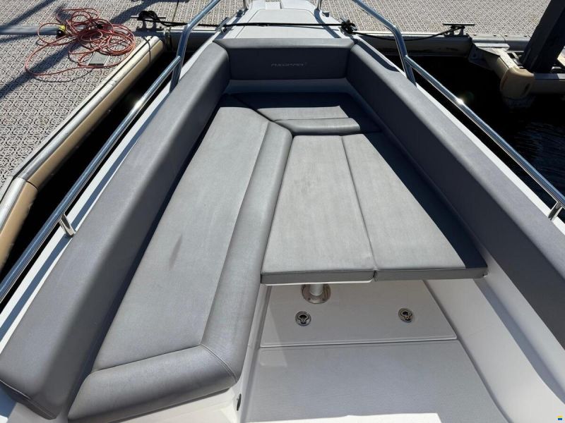 Axopar 28 T-Top