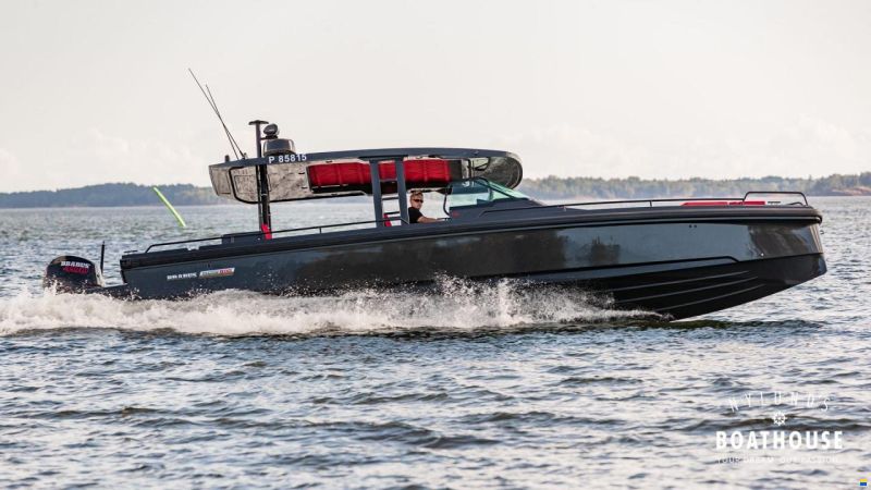 Axopar Brabus Shadow 800