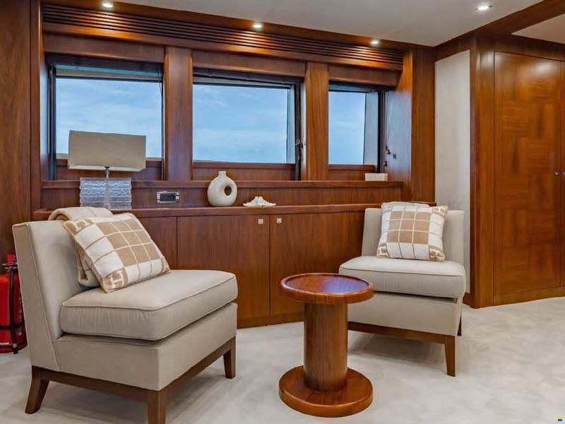 Sunseeker 37 Metre Yacht