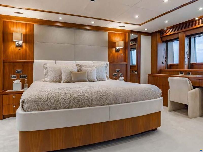 Sunseeker 37 Metre Yacht