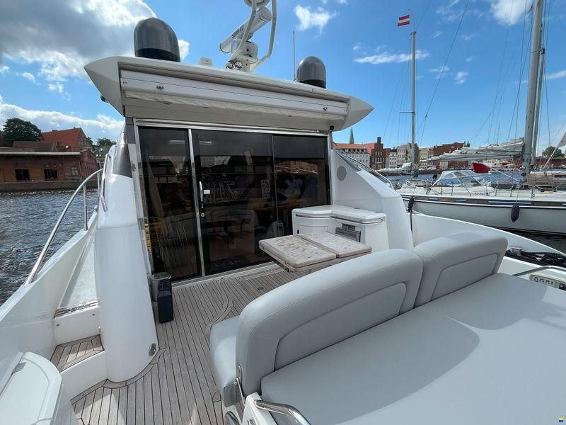 Sunseeker Predator 52