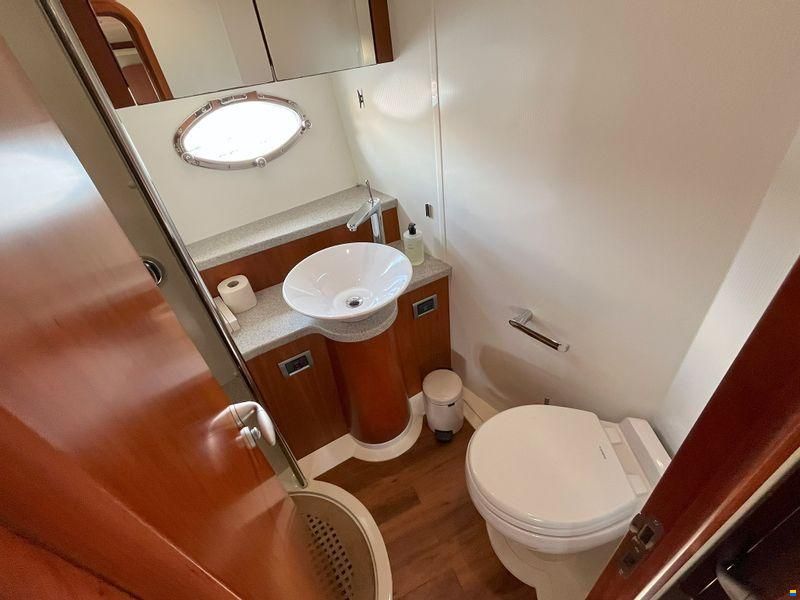 Sunseeker Predator 52