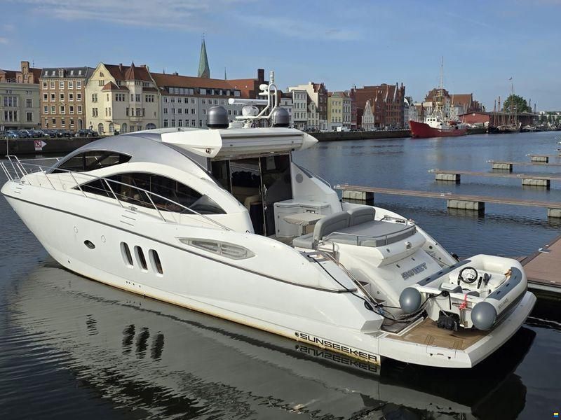 Sunseeker Predator 52