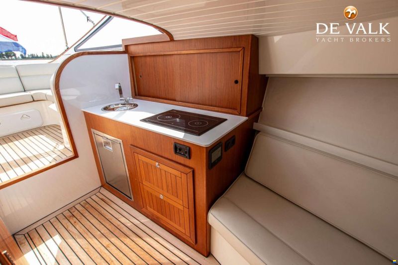 Long Island 33 Runabout