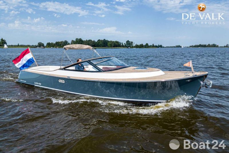 Long Island 33 Runabout