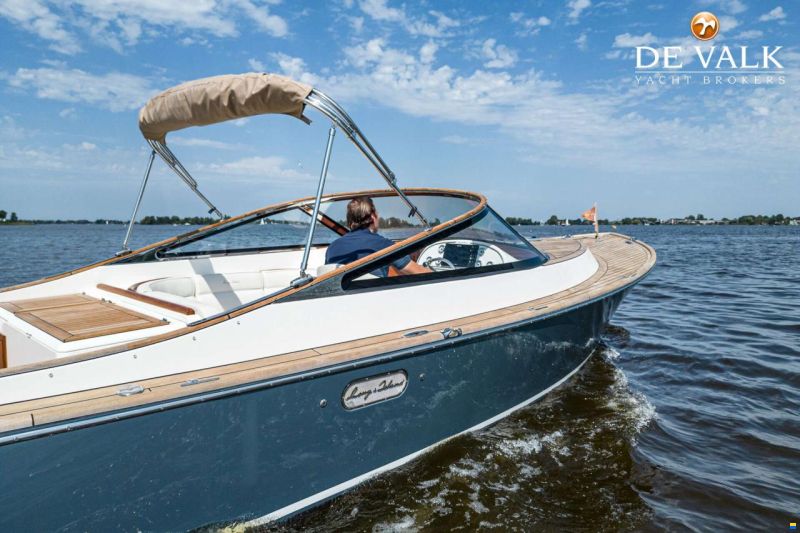 Long Island 33 Runabout