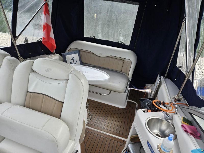 Four Winns Vista 258