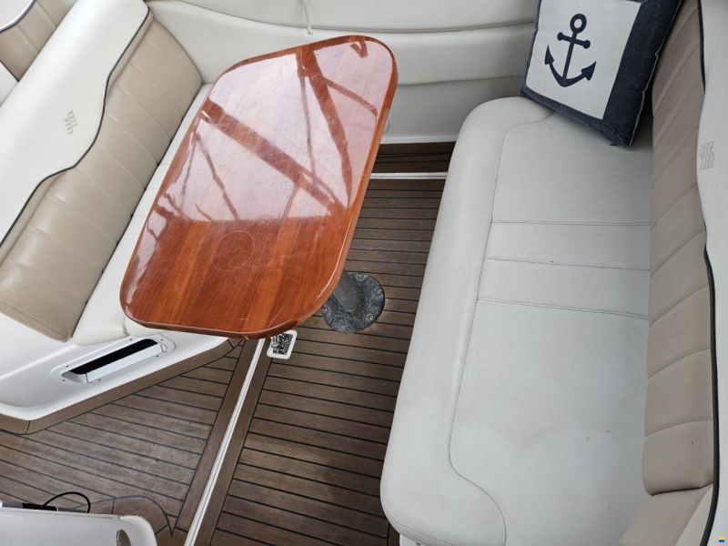 Four Winns Vista 258