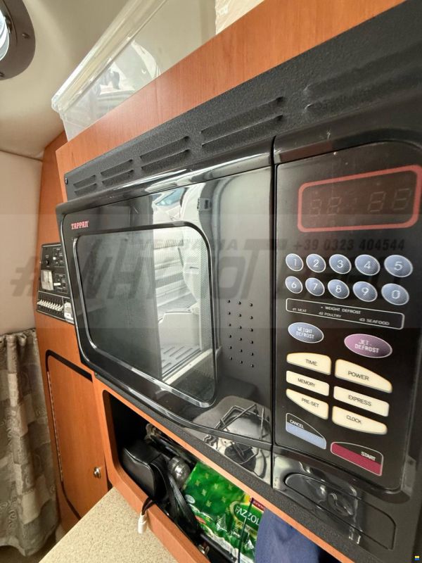 Crownline 270 CR