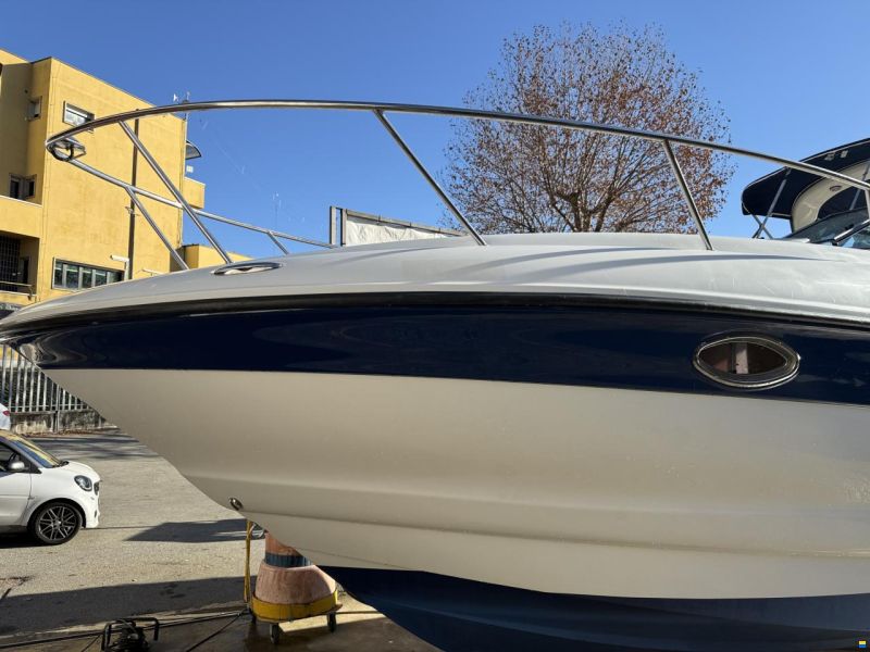 Crownline 270 CR