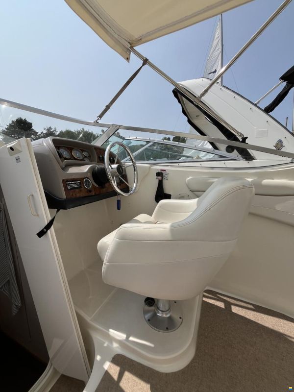 Wellcraft Martinique 2400