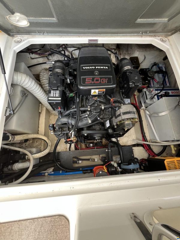 Wellcraft Martinique 2400