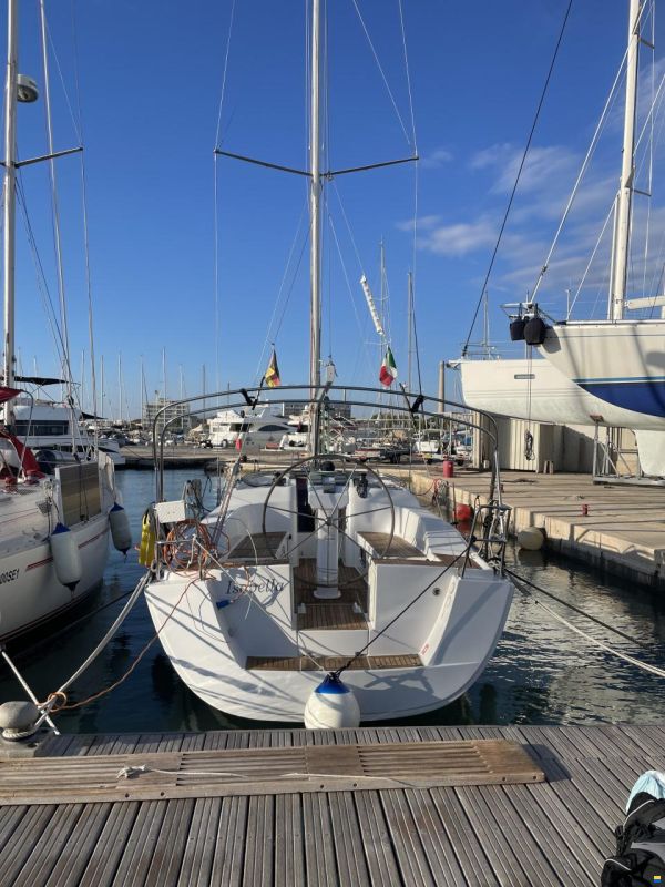 Hanse 325