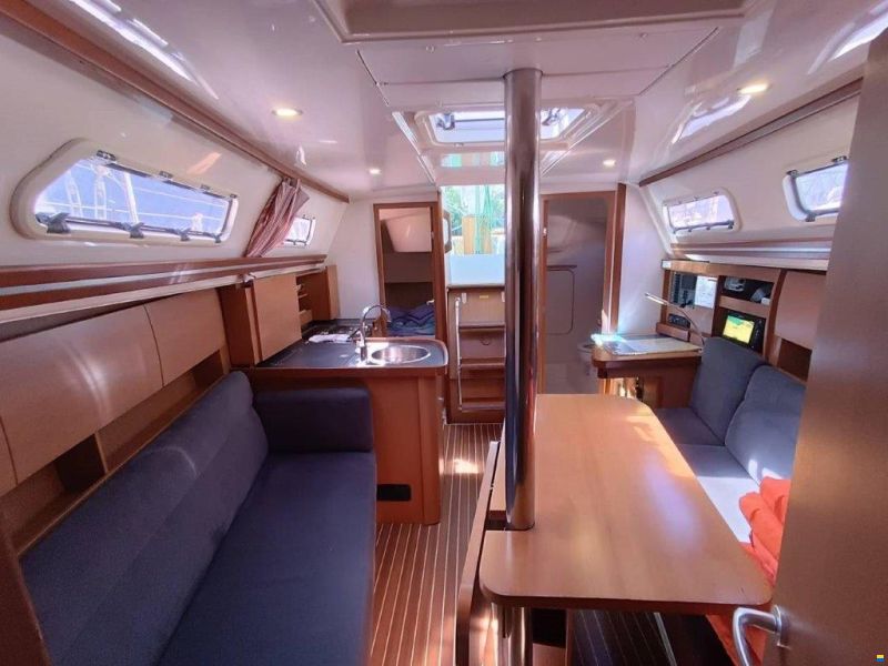 Hanse 325