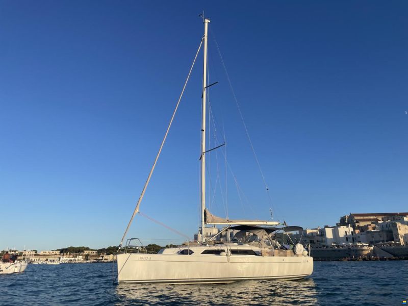 Hanse 325