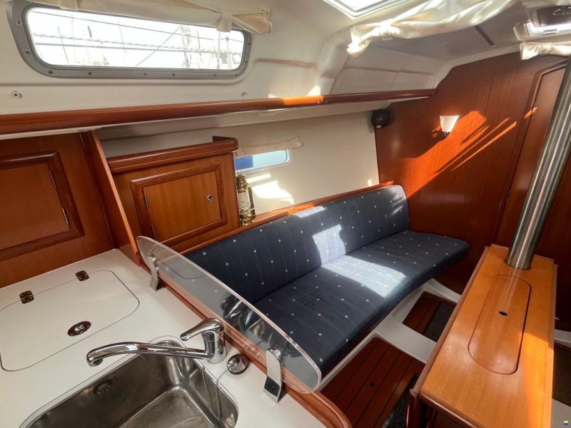 Beneteau Oceanis 323 Clipper