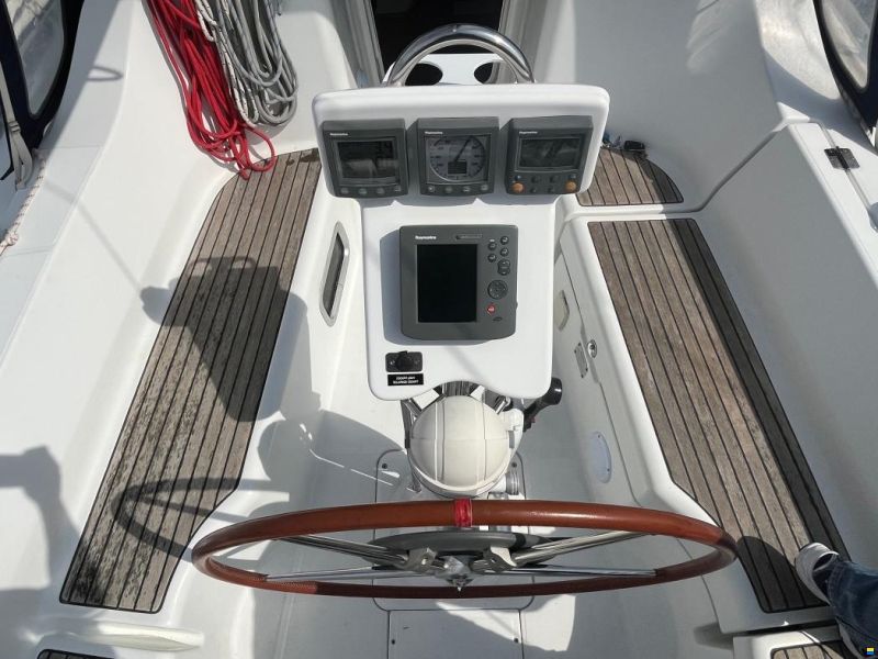Beneteau Oceanis 323 Clipper