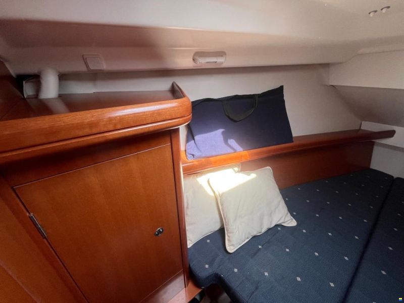 Beneteau Oceanis 323 Clipper
