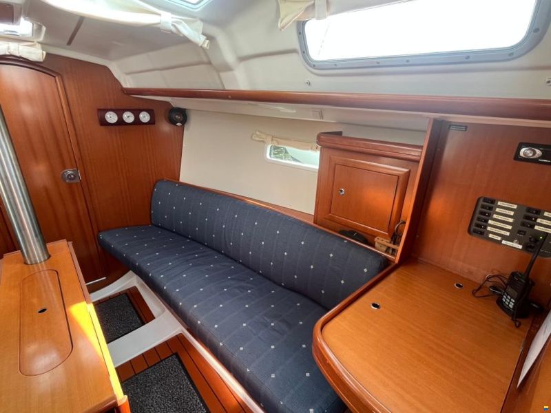 Beneteau Oceanis 323 Clipper