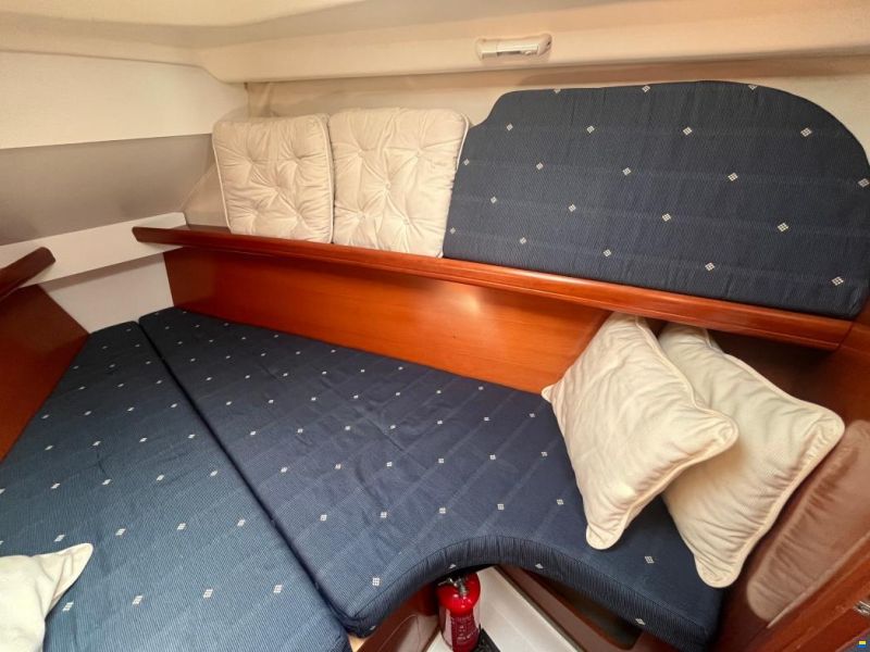 Beneteau Oceanis 323 Clipper