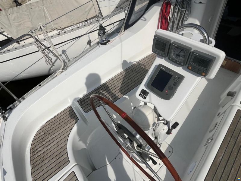 Beneteau Oceanis 323 Clipper