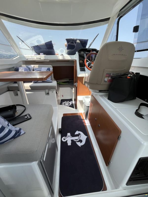 Jeanneau Merry Fisher 695 HB