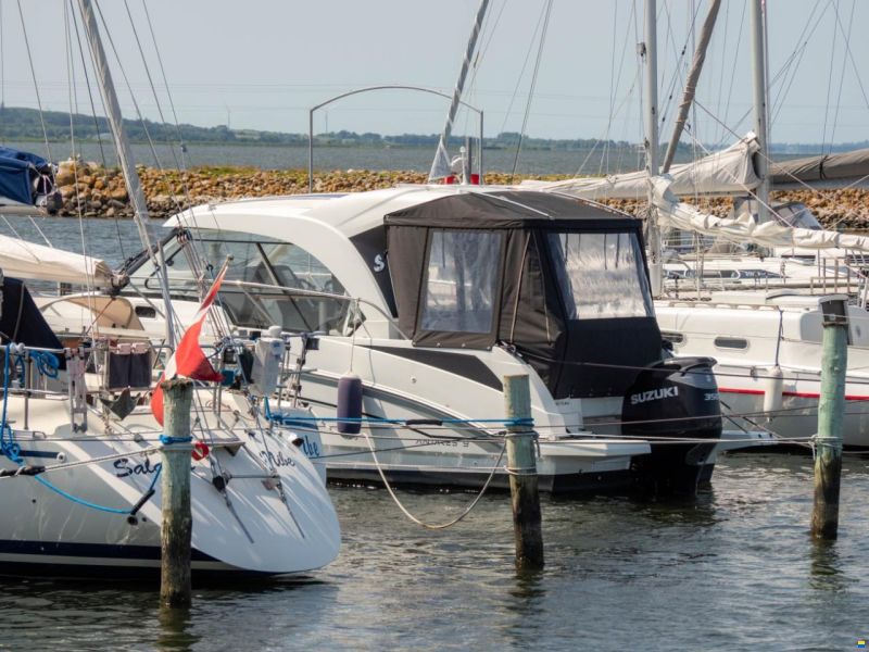 Beneteau Antares 9