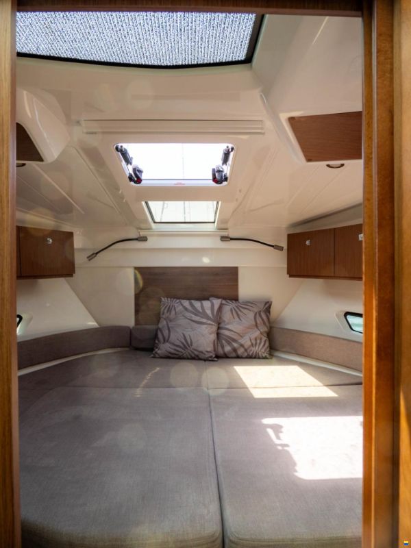 Beneteau Antares 9