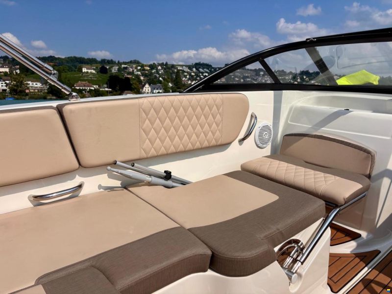 Bayliner VR5