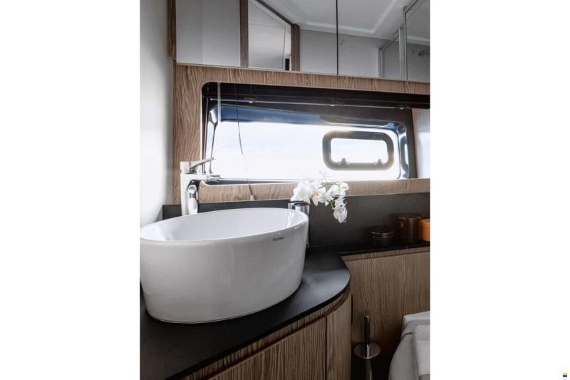 Azimut Atlantis 45