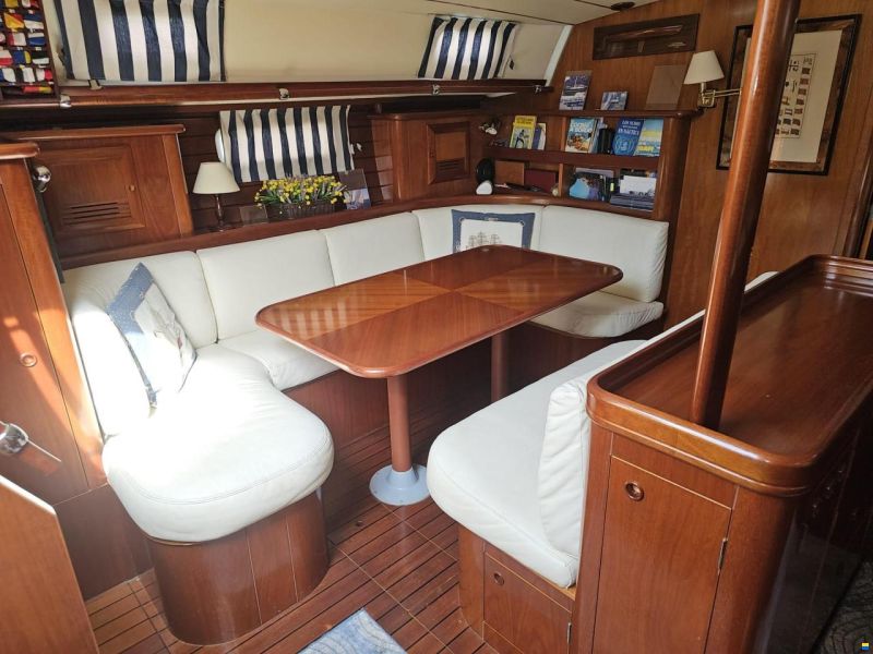 Beneteau 50