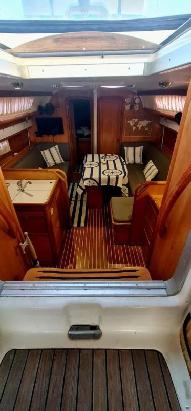 Bavaria 38