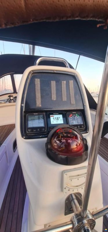 Bavaria 38