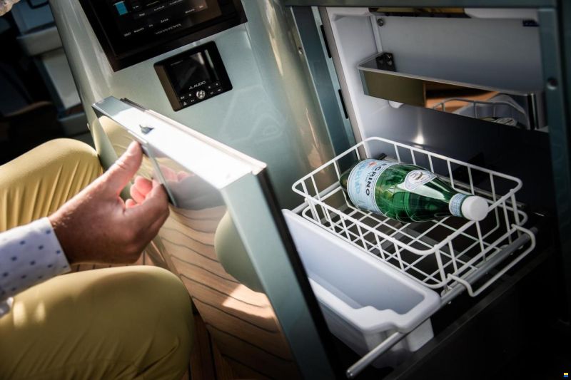 Ganz Boats Ovation 7.6 Cabin