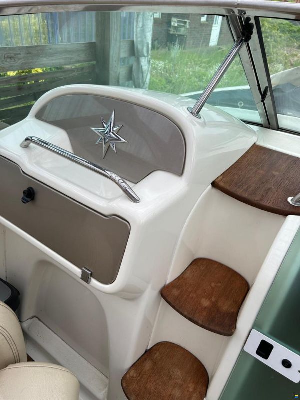 Jeanneau Runabout 755