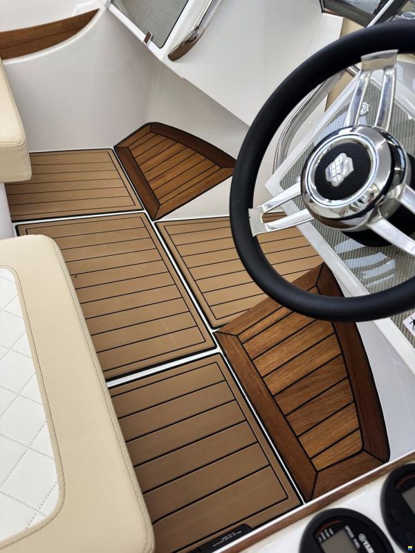 VTS Boats Flying Shark 5.7