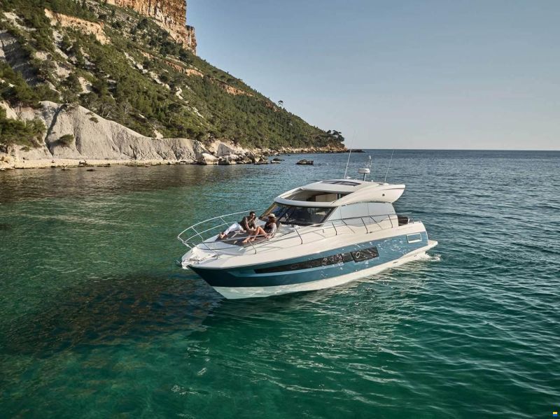 Prestige 460 S