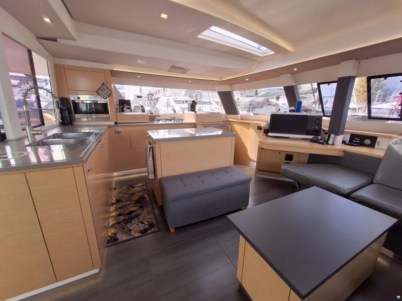 Fountaine Pajot Saba 50