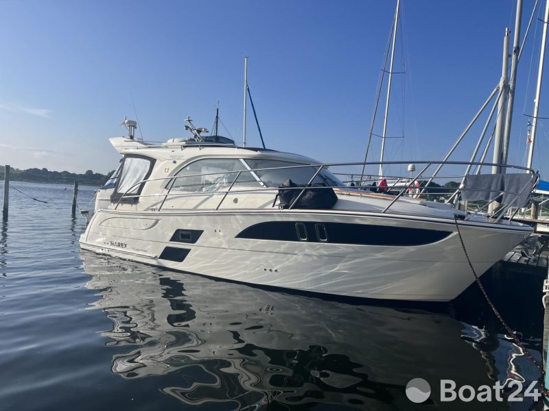 Marex 310 Sun Cruiser