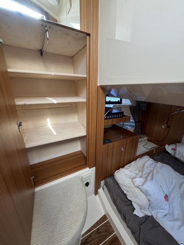 Marex 310 Sun Cruiser