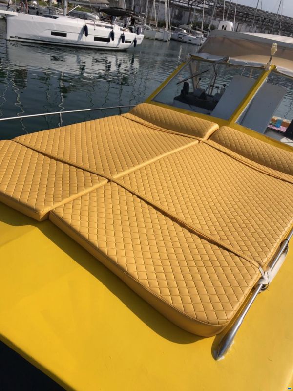 Chris Craft Catalina 28