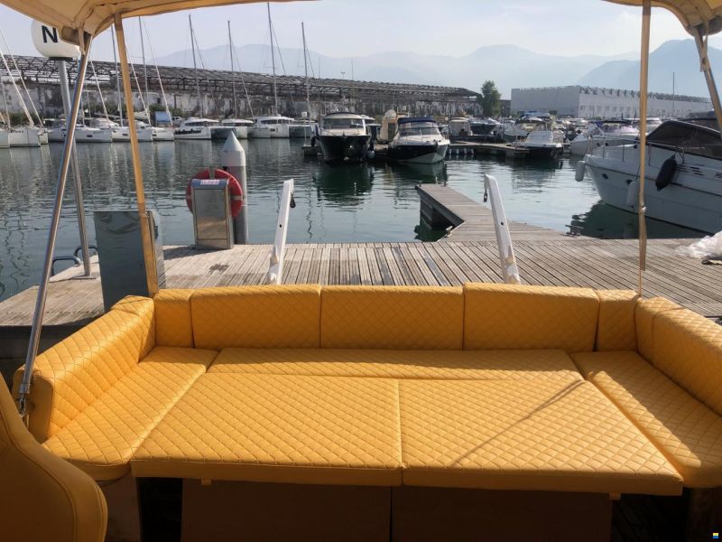 Chris Craft Catalina 28