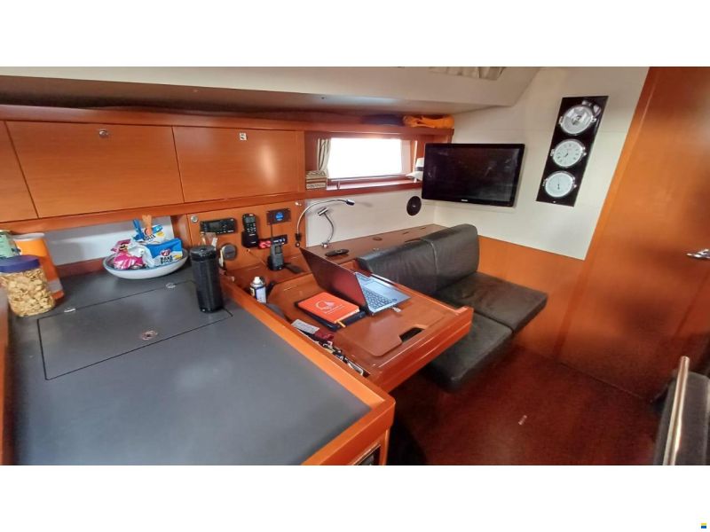 Beneteau Oceanis 48