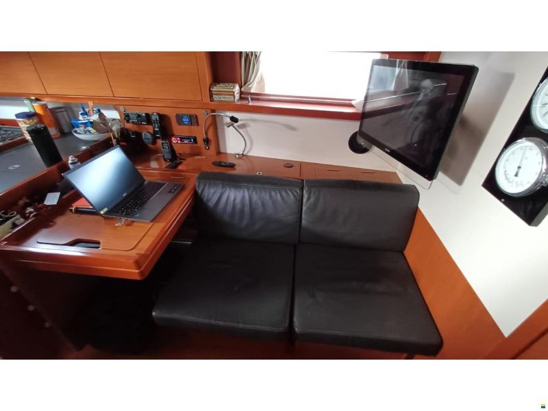 Beneteau Oceanis 48