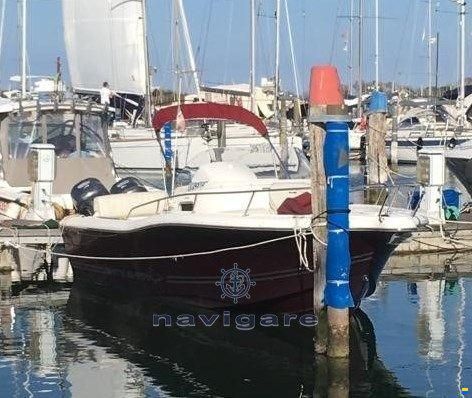 Kelt WHITE SHARK 248 SUNDECK
