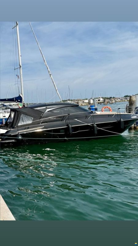 Focus Motor Yacht Power GTX 36