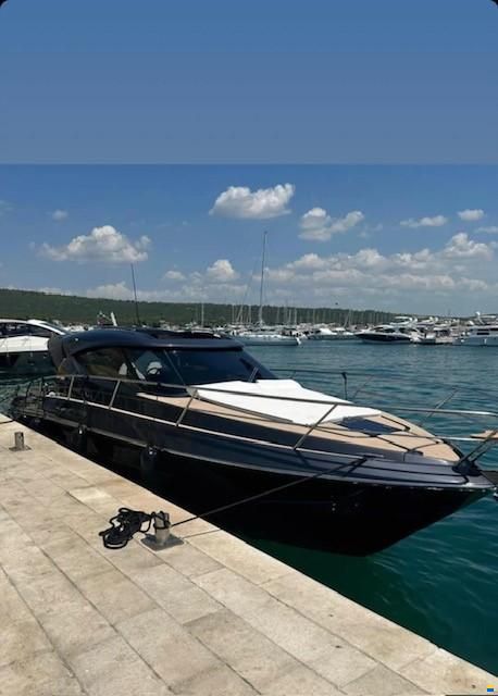 Focus Motor Yacht Power GTX 36